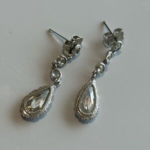 Crystal drop silver earrings